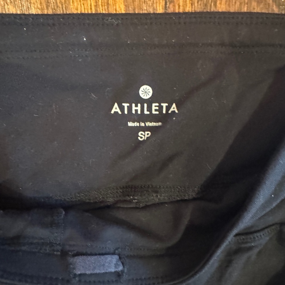 Athleta Relay Tight View 2